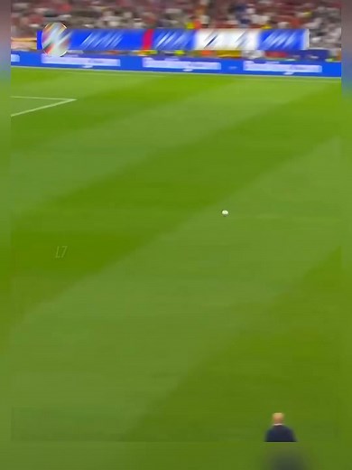 97K views · 962 reactions | Goalkeeper's Goal 易 #goalkeeper #goal #m10 #skills #moments #funny #soccer #footballtiktok #ederson #keeper -7392569440816139553 | 1M views | Facebook