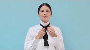 How to tie a bow tie video tutorial | The Black Tux