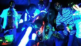 How to set up a blacklight glow party