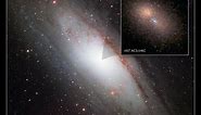 Hubble Zooms in on Double Nucleus in Andromeda Galaxy - NASA Science