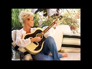 Lorrie Morgan - By The Time I Get To Phoenix (2009)