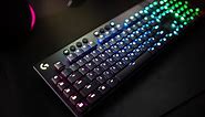 How To get YOUR LOGITECH G KEYBOARD TO LIGHT UP IN UNIQUE WAYS!