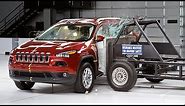 2014 Jeep Cherokee side IIHS crash test