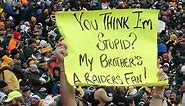 10 Awesome NFL Fan Signs