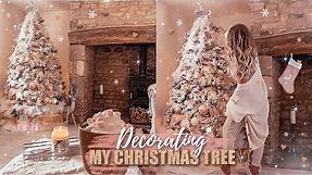 DECORATING MY CHRISTMAS TREE 2019! BLUSH PINK, WHITE, ROSE GOLD + FAUX FUR | Gemma Louise Miles