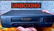 Back to 1994. UNBOXING: Aiwa HV-C400KER, video cassette player