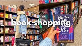 book shopping at barnes & noble for romances + thrillers