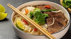 The Easiest Vietnamese Beef Pho Noodle Soup Recipe - Made from Scratch