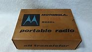 1957 Motorola 6X32E transistor radio unboxing (made in USA, of course)