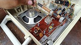 Overhauling 1970's Sanyo PG-R8 Portable Turntable with AM Radio
