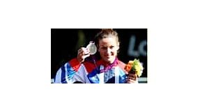 London 2012 Olympics: Lizzie Armitstead wins silver in road cycling - video