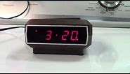VINTAGE Spartus Digital Alarm Clock Model 21-3000-170