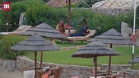 Beyoncé & Jay-Z on vacation in Sardinia, Italy (09.06.2018) [BeyonceOnline.org]