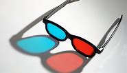 How to Make 3D Glasses with Common Items ? (BY CRAZY HACKER)