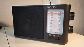 Sony ICF-506 AM-FM Analogue Tuning Radio / Review & AM Bandscan