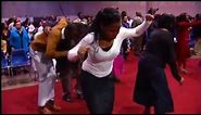 Praise Breaks That Make You Want To Get It In And Give God Praise!