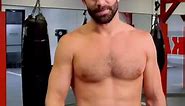 Luke Rockhold - Putting the iPhone 6 plus and iPhone 6s...