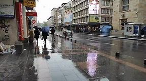 Slobodna Bosna - "SB" Šetnja kišnim ☔ Sarajevom