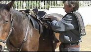 How To Do A Tackaberry Cinch, Australian Stock Horse Saddle Company