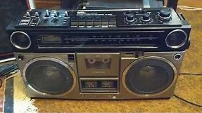 1979 Sanyo M9990 Boombox Radio Cassette
