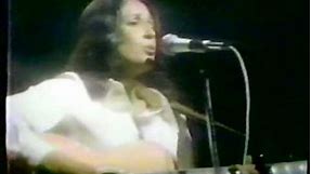 JOAN BAEZ: Winds of the Old Days. Her composition about Dylan's 70's return to the stage.