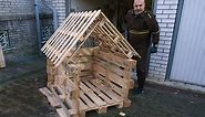 Jak vyrobit domeček pro děti? Stačí k tomu využít dřevěné palety!