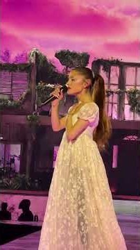 Ariana Grande performing we can’t be friends (wait for your love) at London (Night 10)!