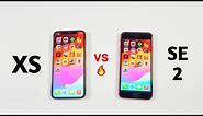 iPhone Se 2 Vs iPhone Xs in 2023 - iOS 17 SPEED TEST!!