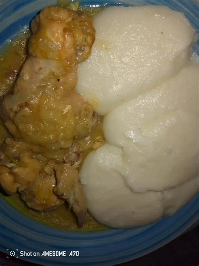 2.7K views · 61 reactions | Dona das panelas passando por aqui na sua tela, comente sobre seu prato favorito #brazil #angola #mocambique #comida caseiro simples e fácil de preparar que eu adoro imenso @ [2662579987415326:49210:@destacar] | Nádia Cakés | Facebook