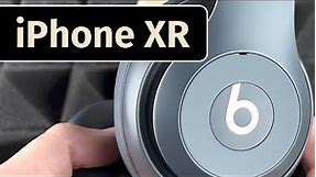 How do I pair beats wireless headphones to my iPhone XR?