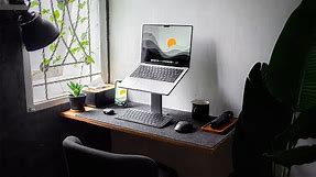 Best Laptop Setups - 35 // Amazing Minimal & Clean Desk Setups!
