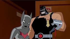 Batman Saves Batwoman From Bane