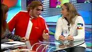 Natalia Malaga en Magaly TV, con Carlos Alvarez - Parodia