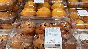 Costco Muffins Review (Price, Flavors, Calories, more!)