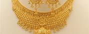 Heavy Necklace Set Design in Gold