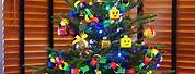 How to Decorate a LEGO Christmas Tree