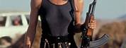 Linda Hamilton in Terminator 2