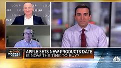 Two experts break down whether to buy shares of Apple