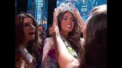 CROWNING MOMENT: Miss Universe 2013