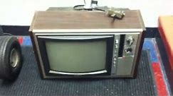 I Found a 1977 Sony Trinitron Econoquick KV-1512 Color CRT Television Set
