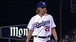 SF@LAD: Greinke escapes 7th inning unharmed