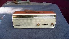 1963 Channel Master 6520 Super Fringe Transistor Radio Repair and Rural Performance Test