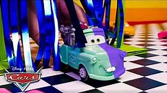 Radiator Springs Color Car Wash With Lightning McQueen, Mater, Cruz Ramirez & Others | Pixar Cars