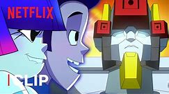 The Cleaning Power of Sanitron 🚽 Glitch Techs | Netflix After School