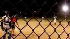 Unique pitching motion (softball)