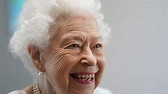 Queen Elizabeth II just died. Here’s what will happen to her $500 million fortune