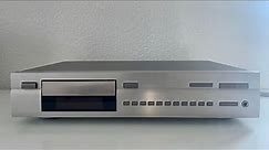 Yamaha CDX-490 CD Player