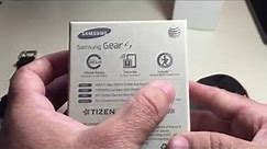 Samsung Galaxy Gear S: Unboxing and Initial Setup