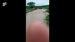 VÍDEO: Estradas rurais ficam alagadas após chuvas em Indaiabira