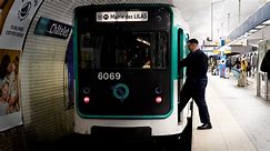 Après 60 ans de service, la ligne 11 dit adieu à la plus vieille rame de métro de Paris